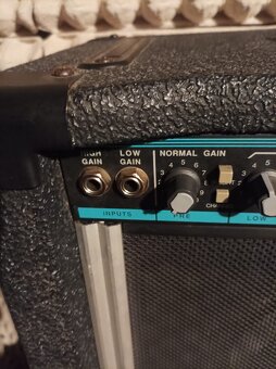 Gitarové kombo Peavey BANDIT 112 Made in USA - 2