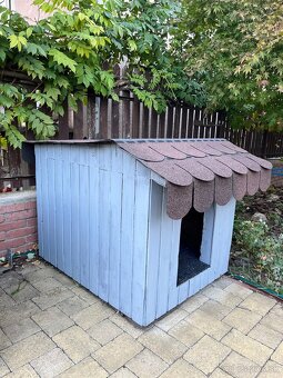 Predám veľkú psiu búdu - 2