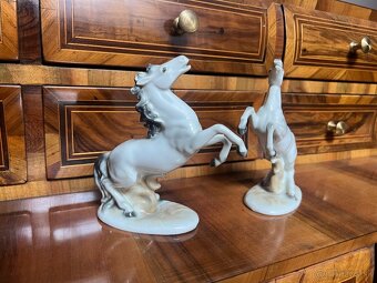 porcelánové sošky koňov značky Schaubach kunst - 2