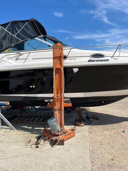 Motorová lod Sea Ray 270 - 2