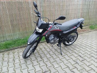 Suzuki DR 125 SM - 2