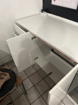 Biela kuchynská linka - 2