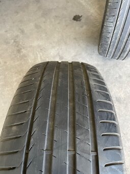 Pirelli scorpion 235/55r18 - 2