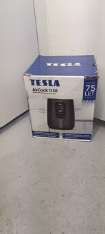 Teplovzdušná fritéza TESLA AirCook Q30 - 2