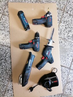 Aku náradie Bosch 10,8b/12v/15v----kus za 50eur - 2