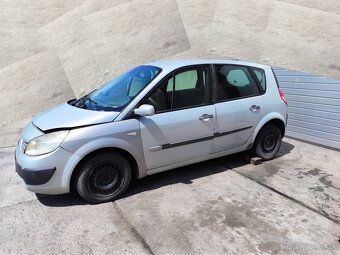 Predám náhradné diely na Renault scenic 2 1,6benzin - 2