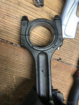 Ojnica, piesty bmw 170kw, original diel, kod M57D3 - 2