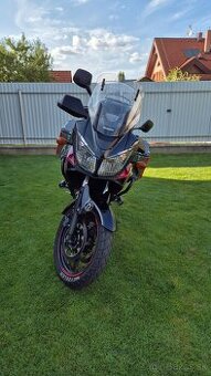 Suzuki VStrom DL 650 - 2