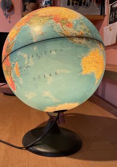 Svietiaci Globus - 2