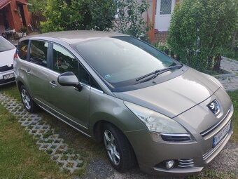 Peugeot 5008 - 2