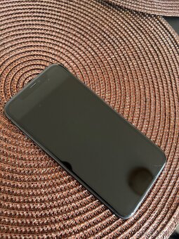 iPhone 11 - 2
