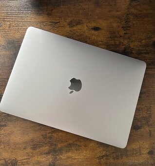 MacBook Pro 13 (2019) - 2