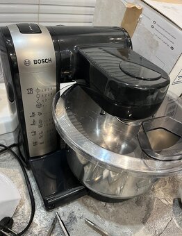 Bosch MUM 48A1/08 kuchynský robot plus príslušenstvo - 2
