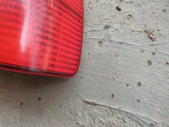 Pravé zadné svetlo • VW Golf 3 hatchback - 2