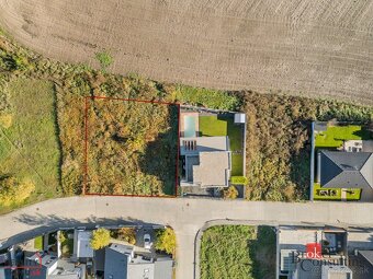 Predaj  POZEMKU 500 m2 - Právoplatné stavebné povolenie - 2