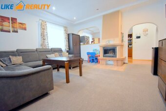 Zariadený rodinný dom s bazénom a vírivkou Vrútky - 2