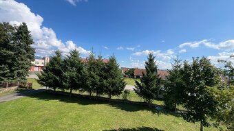 3i byt – Pribylina – po rekonštrukcii – balkón + dvor - 2