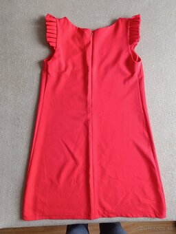 Červené šaty - 2