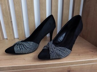 Dámske elegantné topánky - 2