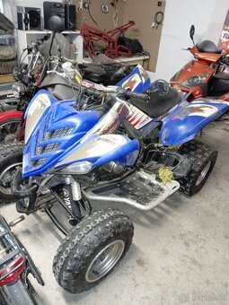 Yamaha raptor xrf800. - 2