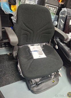 Sedacka traktor Zetor - 2