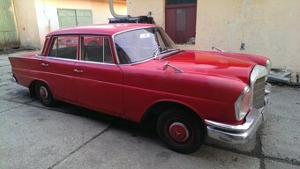 Predám Mercedes W111 220Sb heckfolese veľké krídlo - 2