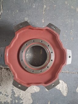 Prsdam Ruzica 24 pre Zetor 6745 - 2