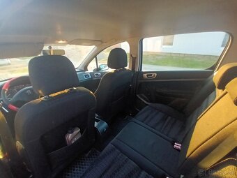Peugeot 307 1.4 benzin 65kw - 2