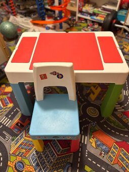 Lego stolík - 2