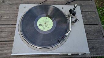Predam HiFi Gramofon NEC325ER na ozivenie - 2