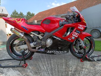 Okruhova Honda CBR 600 f4 - 2
