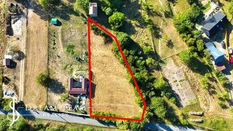 Slnečný, stavebný pozemok o veľkosti 1637m2 v obci Počúvadlo - 2