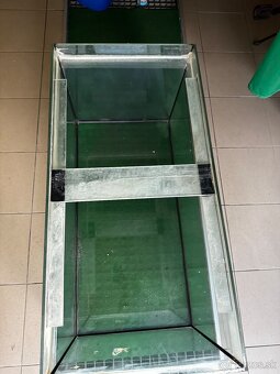 Predám akvarium 100x50x50 - 2
