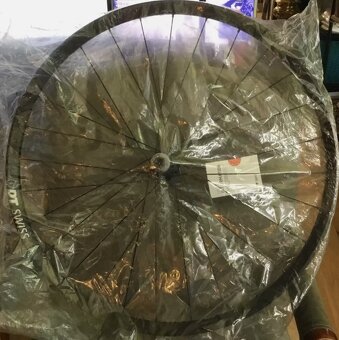 DT SWISS E1900 Spline 30 29"' non-boost nove predne koleso - 2