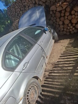 Rozpredám bmw e 46 sedan - 2