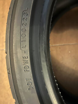 Predam 2ks nove Yokohama AD09 285/30 R18 - 2