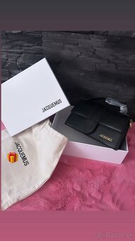 Jacquemus čierna kabelka - 2