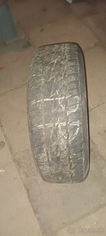 zimné pneu 205/60 R 16 + disky 5 x 114,3 - 2