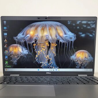 Dell Latitude 5520 i5-1145G7 32GB 512GB dotyková obrazovka - 2
