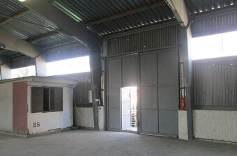 Prenájom skladu, 400m2, Cena : 2,9 €/m2/ mesiac, Zvolen - 2