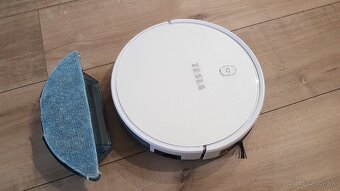 TESLA  robotický vysávač s mopom IQ 300 - 2
