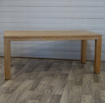 Stôl jedálenský – masív. - 2