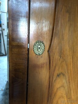 Biedermeier skriňa - 2