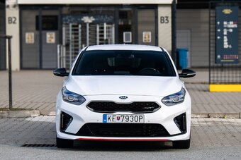 Kia Proceed 1.6 T-GDi GT / 150kW / - 2