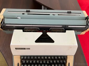 Písací stroj - 2