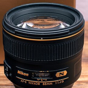 Nikon Nikkor 85mm 1,4G - 2