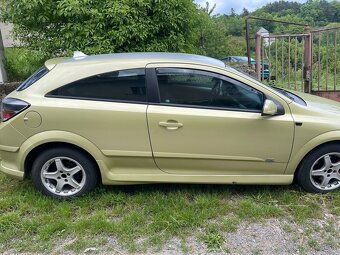 Opel Astra H GTC - 2