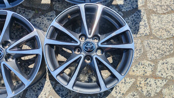 5x114,3 R16 --- TOYOTA AVENSIS - 2