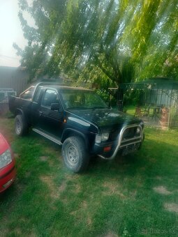 Nissan - 2