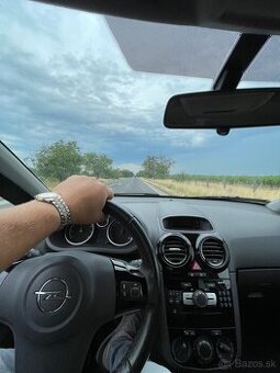 Opel Corsa 2010 1.2 Benzín - 2